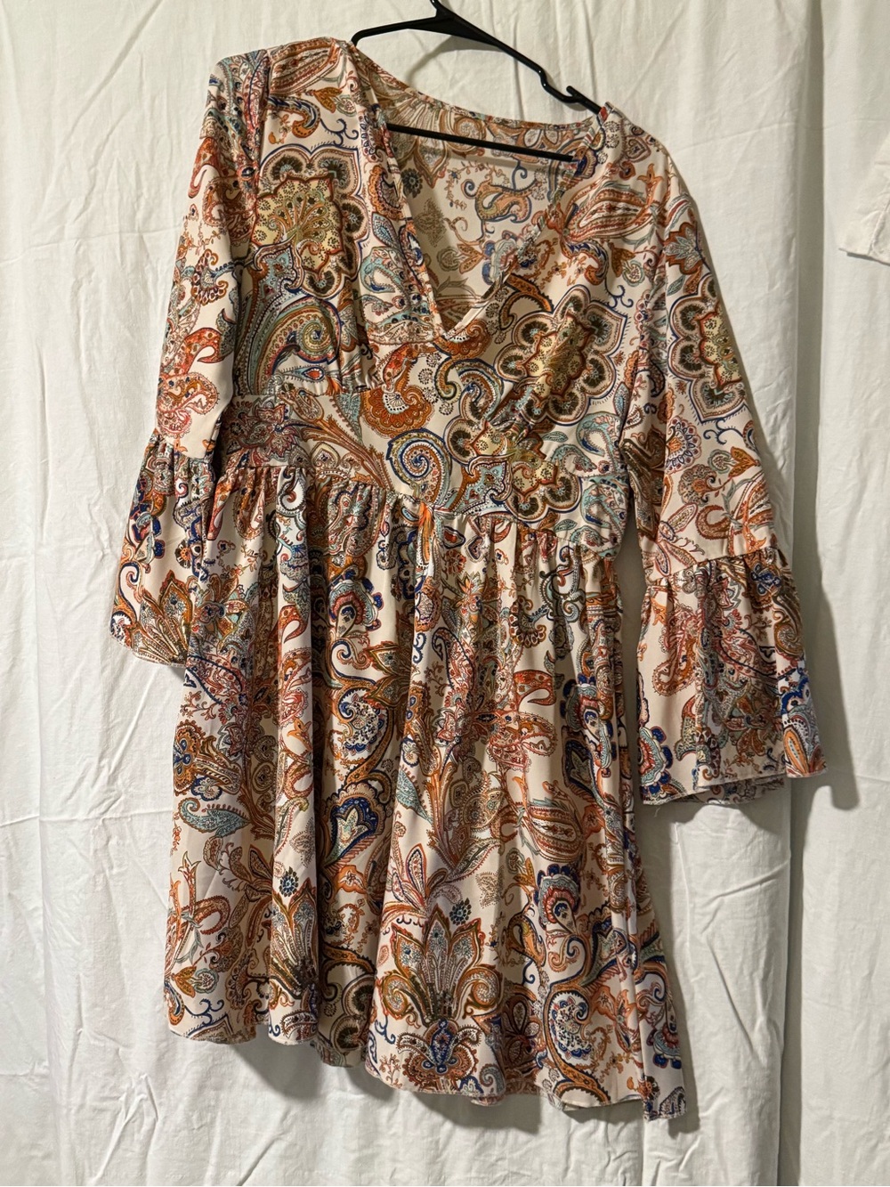 Paisley Print V-Neck Women’s Dress in Cream and Rust
